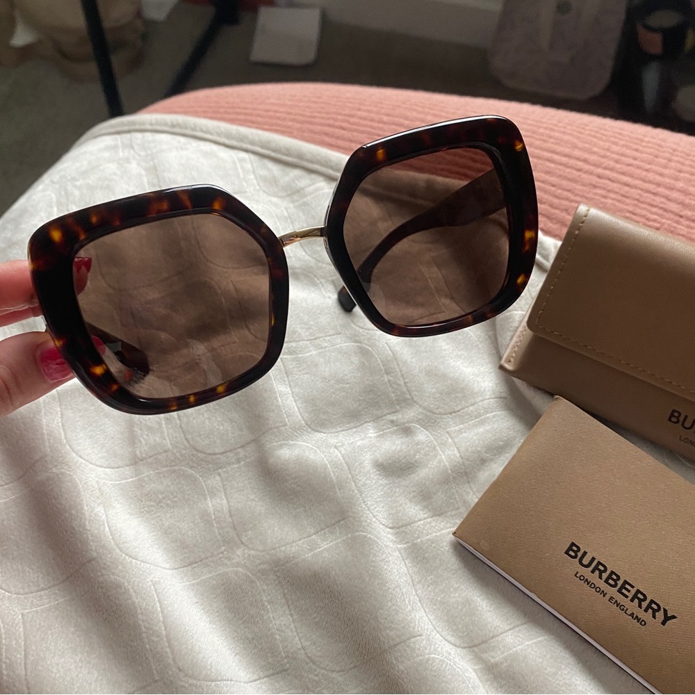 Burberry B4315 Dark Brown Tortoise shell sunglasses